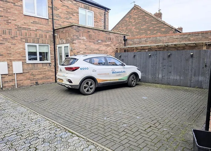 Lägenhet Compton With Free Parking