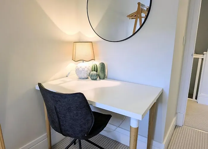 Compton With Free Parking York