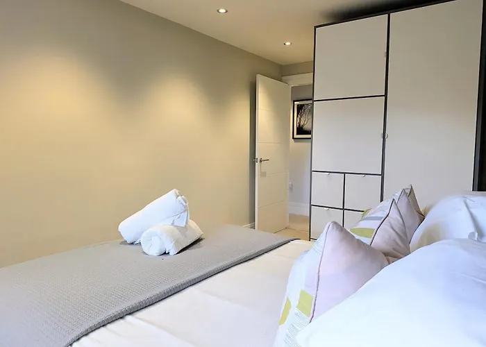 Compton With Free Parking * York