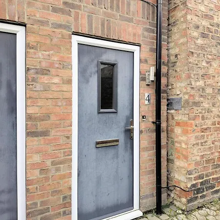 Apartman Compton With Free Parking *